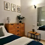 Daire Costa De Verano With Swimming Pool In The Center Of