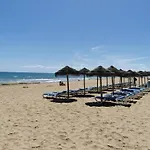 Costa De Verano With Swimming Pool In The Center Of Daire *