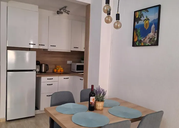 Costa De Verano With Swimming Pool In The Center Of Apartamento *