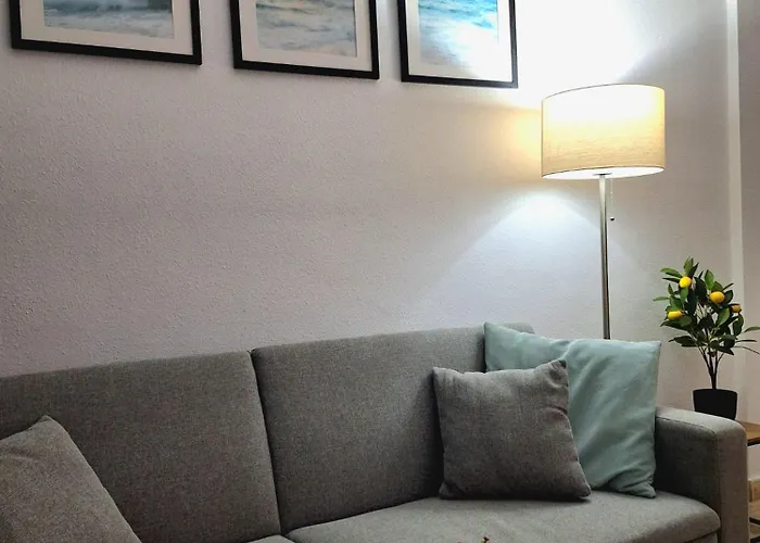 Costa De Verano With Swimming Pool In The Center Of *