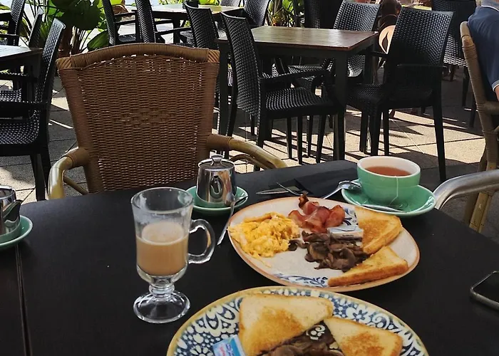 Apartment Costa De Verano With Swimming Pool In The Center Of Torrevieja